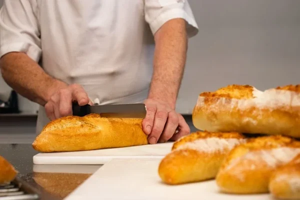 Christmas Bread: Traditions, Recipes, and Tips